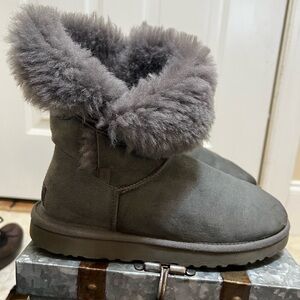 UGG Gray Winter Boots with Plush Fur Trim